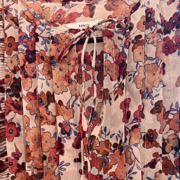 Mango (MNG) Floral Chiffon Ruffle Blouse – Romantic Boho Style - Picture 2 of 5